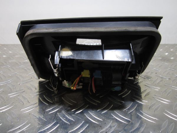 Feu arriere secondaire droit (feux) CITROEN XANTIA PHASE 1 – 22240234