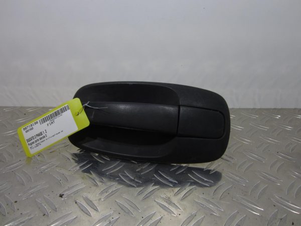 Poignee porte laterale droit FIAT DUCATO 2 PHASE 1 – 8200170625