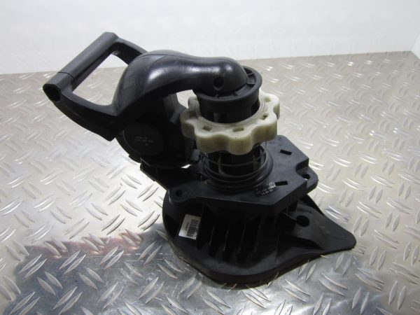 Treuil de roue de secours RENAULT CLIO 3 PHASE 1 – 8200601401