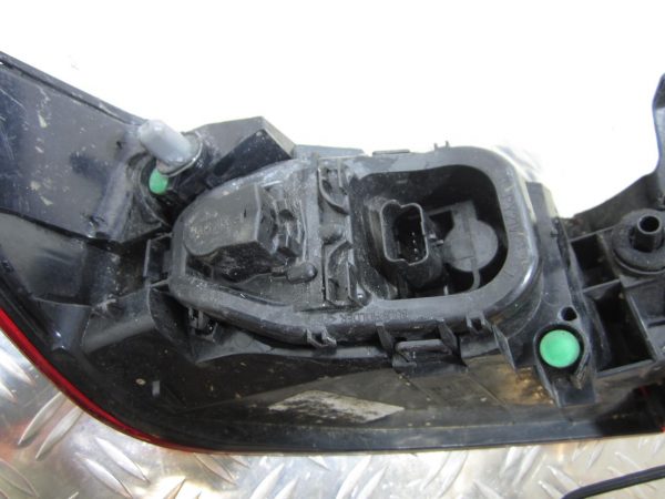 Feu arriere secondaire droit (feux) RENAULT CLIO 4 PHASE 2 – 265509846R