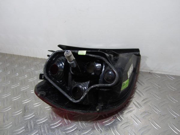 Feu arriere principal droit (feux) VOLKSWAGEN FOX – 5Z0945096 / 6128861