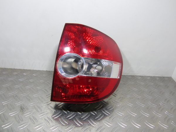 Feu arriere principal droit (feux) VOLKSWAGEN FOX – 5Z0945096 / 6128861