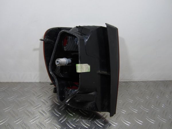 Feu arriere principal droit (feux) VOLKSWAGEN FOX – 5Z0945096 / 6128861