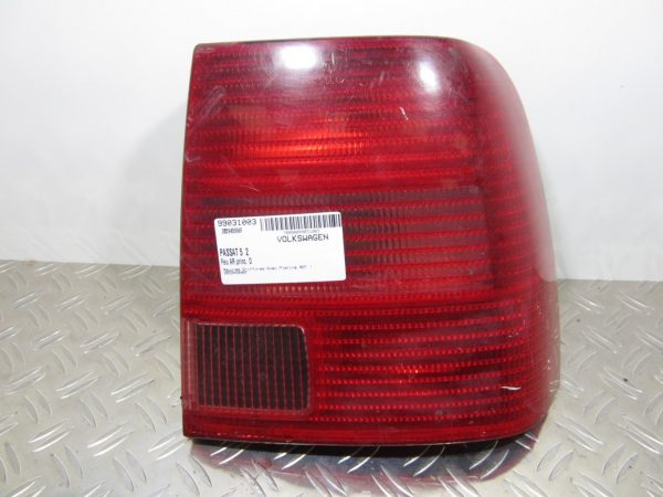 Feu arriere principal droit (feux) VOLKSWAGEN PASSAT 5 – 3B5945096F
