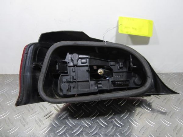 Feu arriere principal droit (feux) CITROEN SAXO PHASE 2 – 00006351L8 / 6351L8