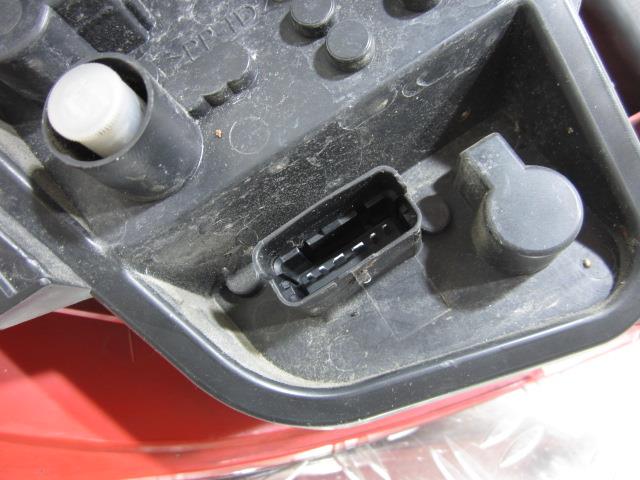 Feu arriere principal droit (feux) RENAULT CLIO 3 PHASE 1 – 89035080