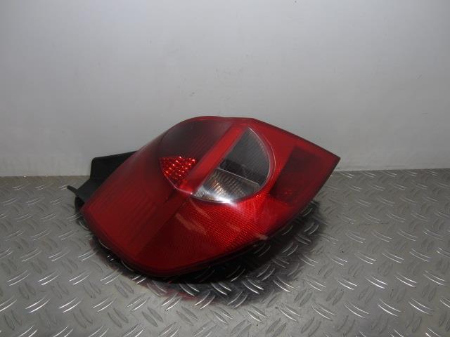 Feu arriere principal gauche (feux) RENAULT CLIO 3 PHASE 1 – 89035079