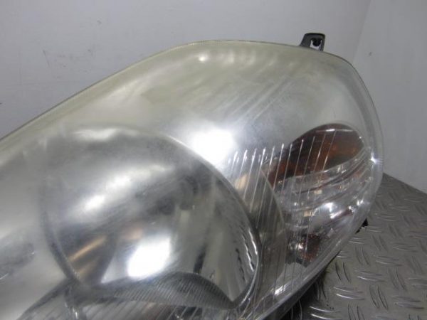 Optique avant principal gauche (feux)(phare) FIAT GRANDE PUNTO – 89101387