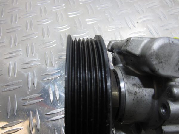 Pompe de direction VOLKSWAGEN POLO 3 PHASE 2 – 6N0422154A
