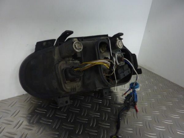 Optique avant principal gauche (feux)(phare) VOLKSWAGEN GOLF 4 – 1J1941018K