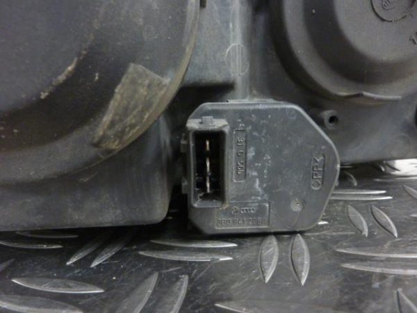 Optique avant principal gauche (feux)(phare) VOLKSWAGEN PASSAT 4 PHASE 1 – 3B0941017R