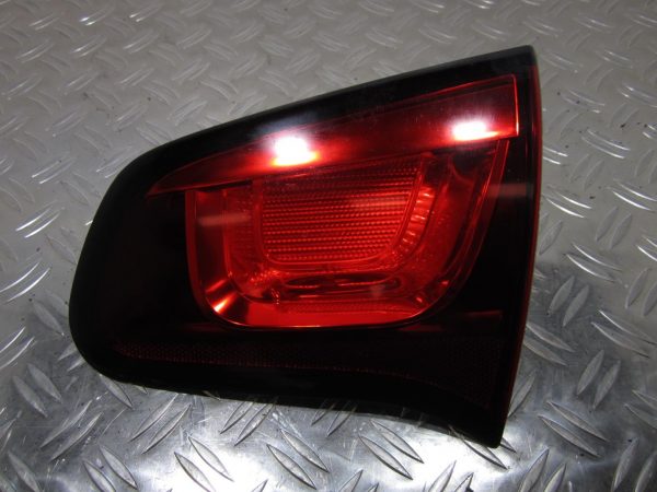 Catadioptre arriere droit CITROEN C3 2 PHASE 1 – 9685225480