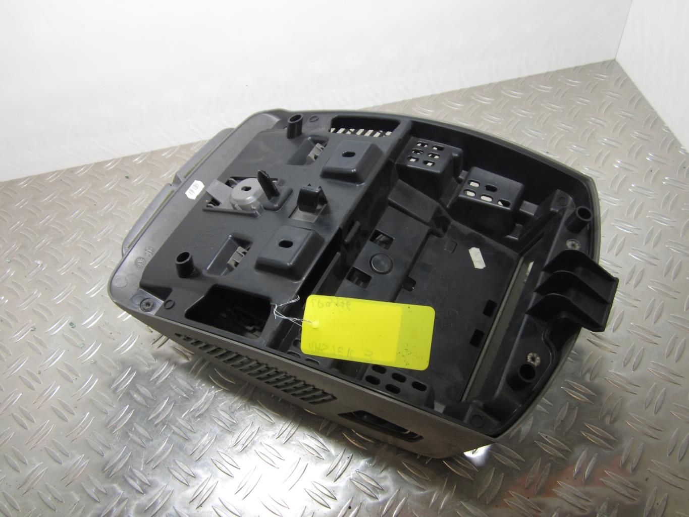 Eclairage de plafonnier RENAULT MASTER 3 PHASE 1 – 8200784510 / 8200817413 / 969800003R / 969800005R / 969805755R