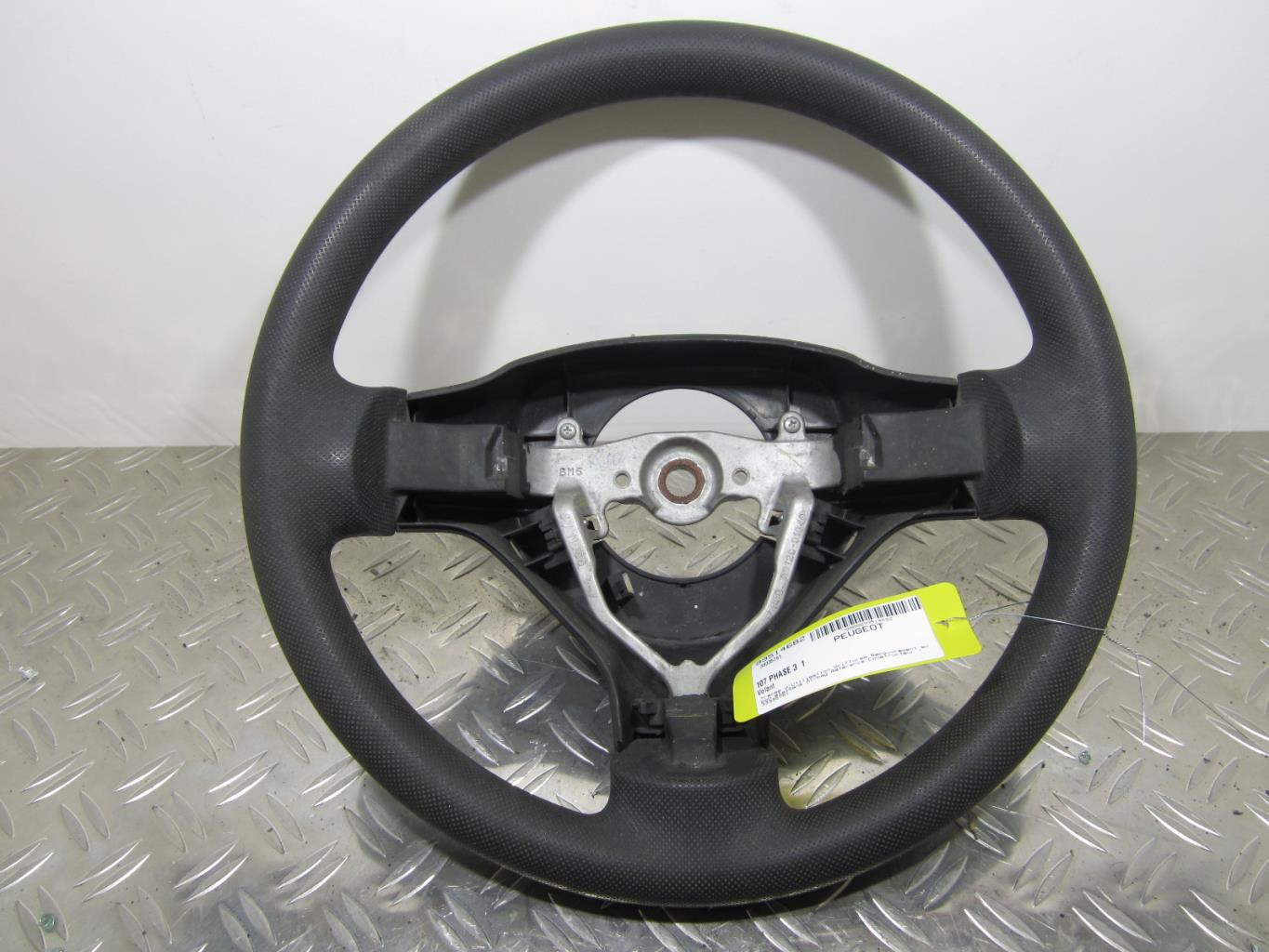 Volant PEUGEOT 107 PHASE 3 – 33335761