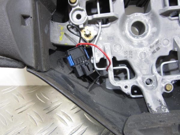 Volant PEUGEOT 207 PHASE 2 – 96585075 / 6045457