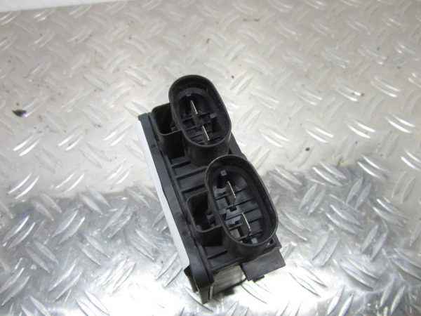 Boitier servitude moteur (BSM) RENAULT LAGUNA 3 PHASE 1 – 243800002r
