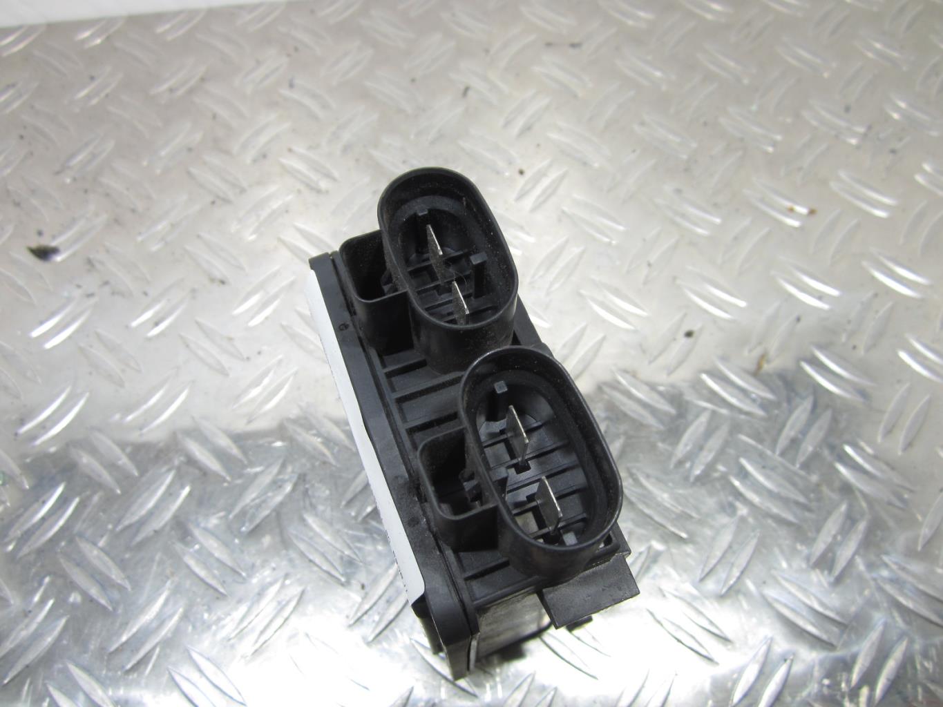 Boitier servitude moteur (BSM) RENAULT LAGUNA 3 PHASE 1 – 243800002r