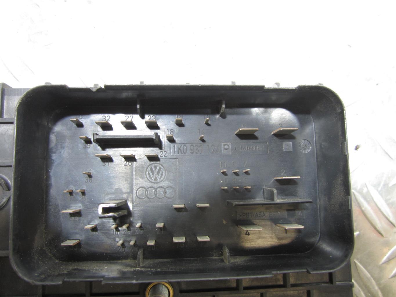 Boitier servitude moteur (BSM) VOLKSWAGEN GOLF 5 – 1k0937124