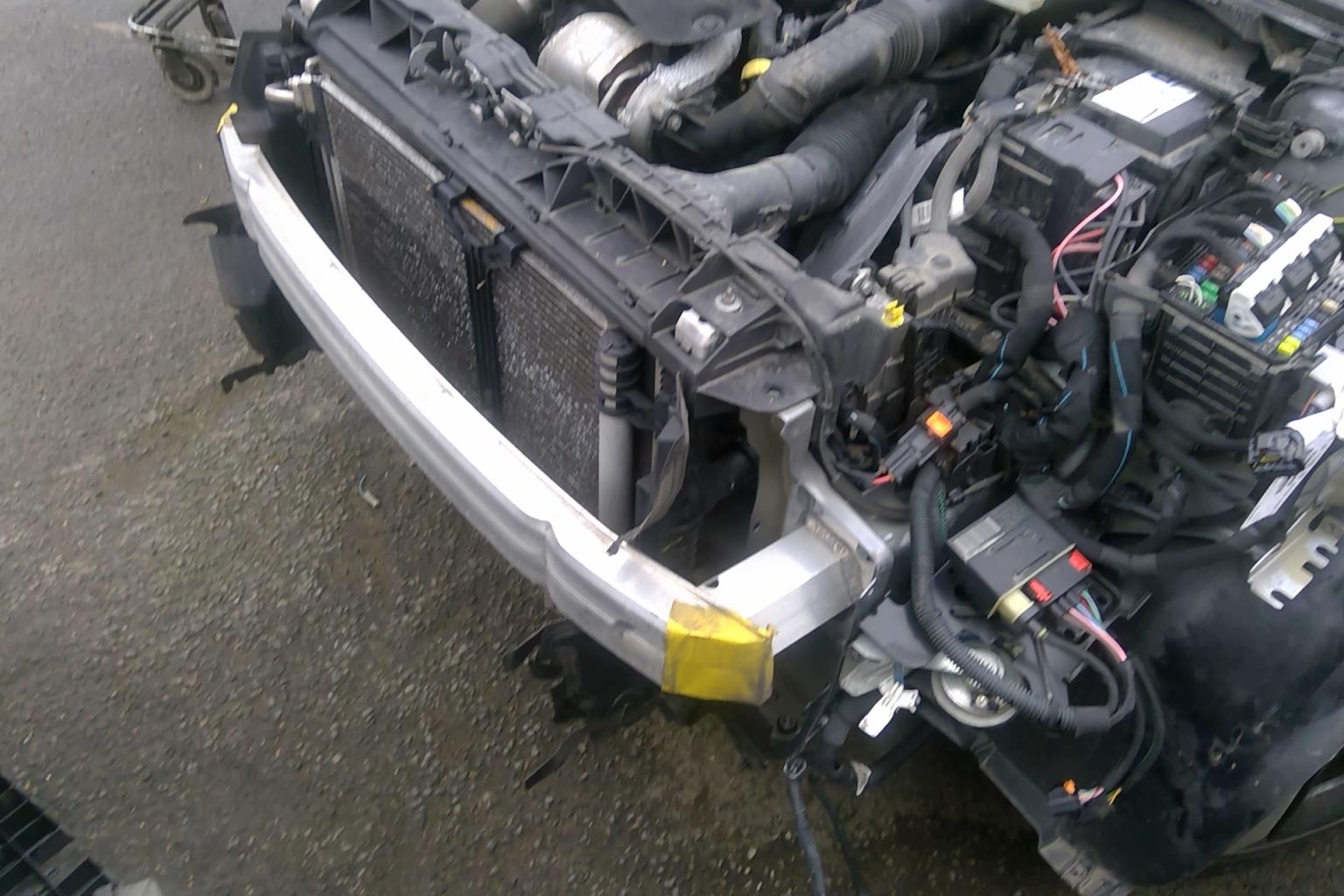 Renfort pare choc avant (traverse) PEUGEOT 308 2 PHASE 1 – 9677378580