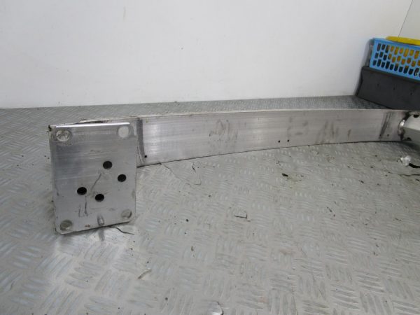 Renfort pare choc avant (traverse) PEUGEOT 308 2 PHASE 1 – 9677378580