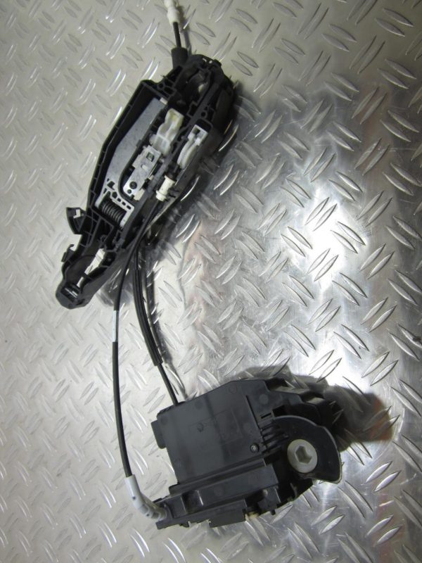 Serrure avant gauche PEUGEOT 308 2 PHASE 1 – 9810309480