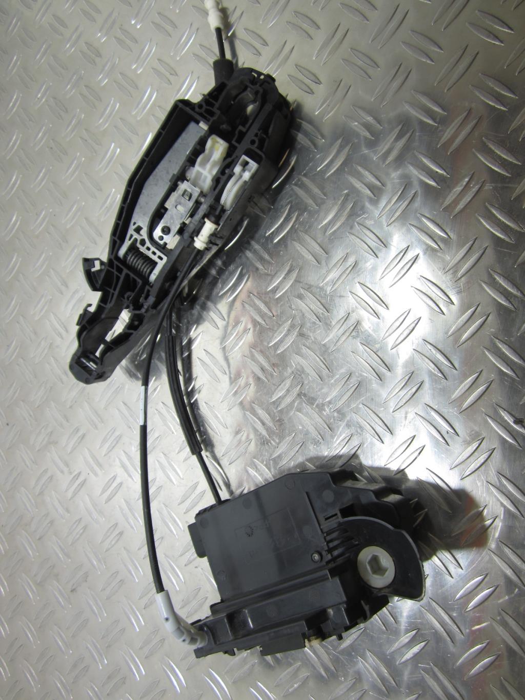 Serrure avant gauche PEUGEOT 308 2 PHASE 1 – 9810309480