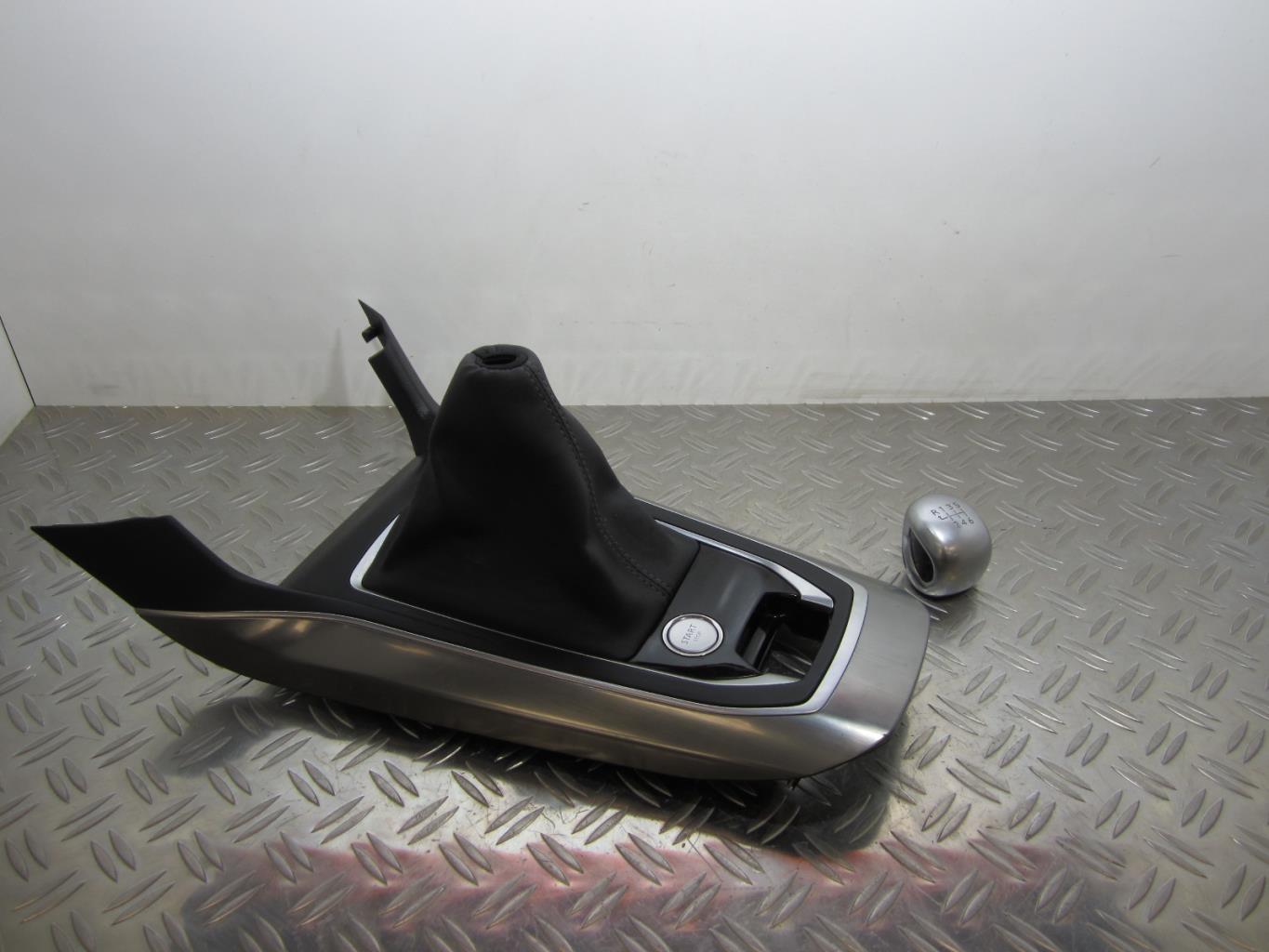 Console central (interieur plastique) PEUGEOT 308 2 PHASE 1 – 98088087XU / 9801108980