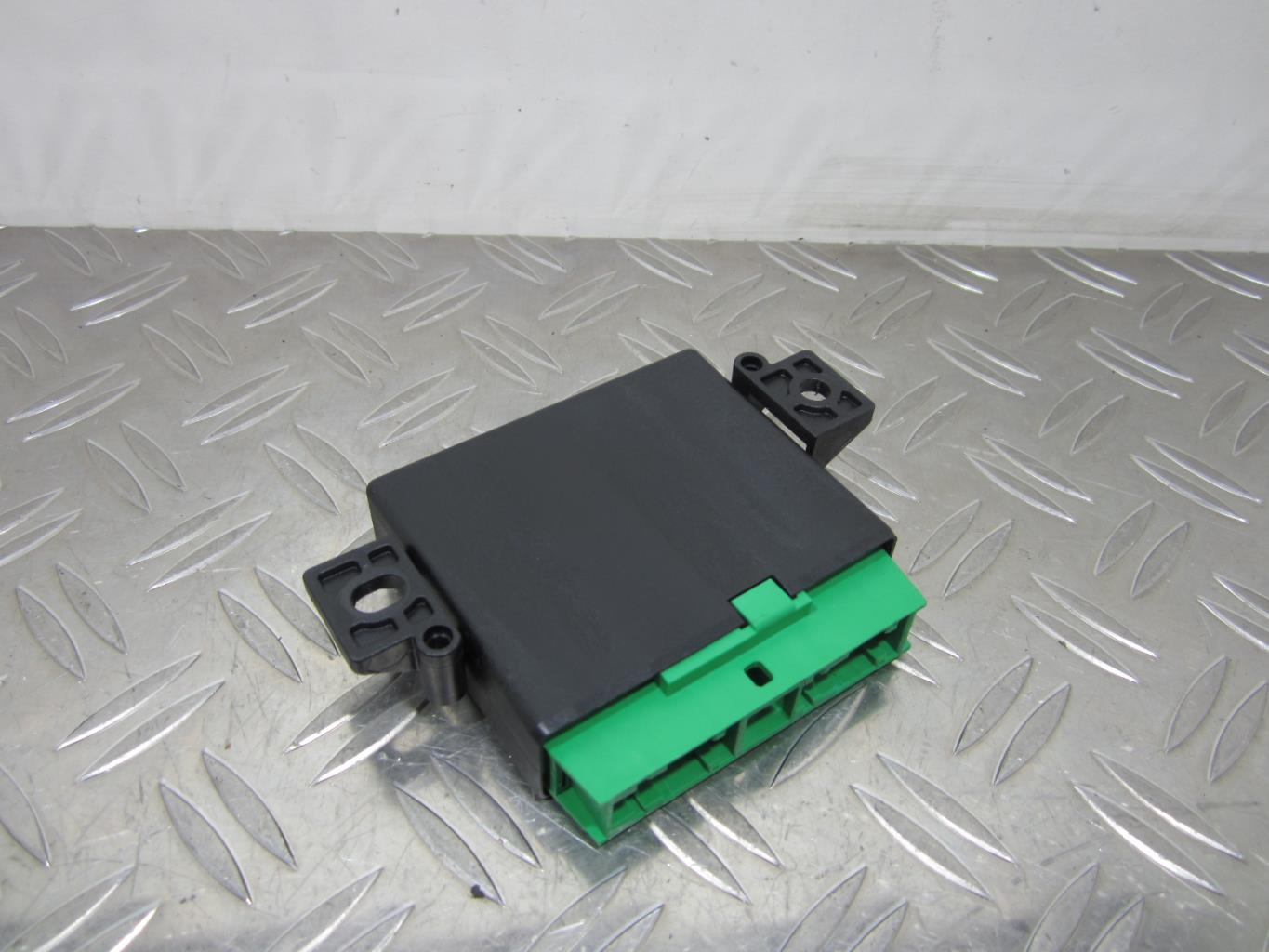 Boitier d’aide au stationnement PEUGEOT 308 2 PHASE 1 – 9812049080 / 0263004806