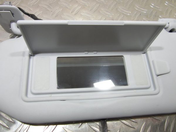 Pare soleil gauche PEUGEOT 308 2 PHASE 1 – 98284441PR
