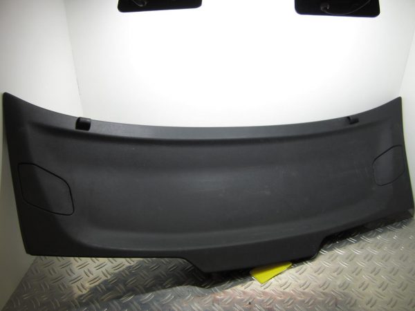 Garniture hayon PEUGEOT 308 2 PHASE 1 – 815510F020