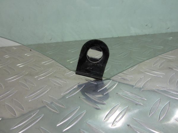 Vitre avant gauche PEUGEOT 308 2 PHASE 1 – 43r000929