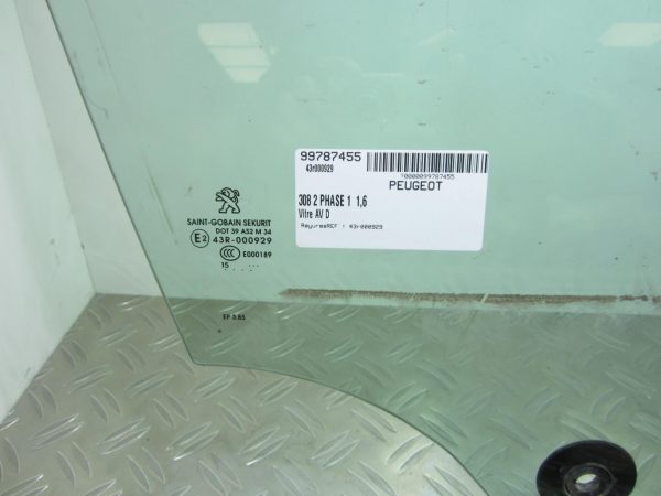 Vitre avant droit PEUGEOT 308 2 PHASE 1 – 43R000929