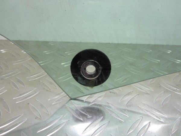 Vitre avant droit PEUGEOT 308 2 PHASE 1 – 43R000929