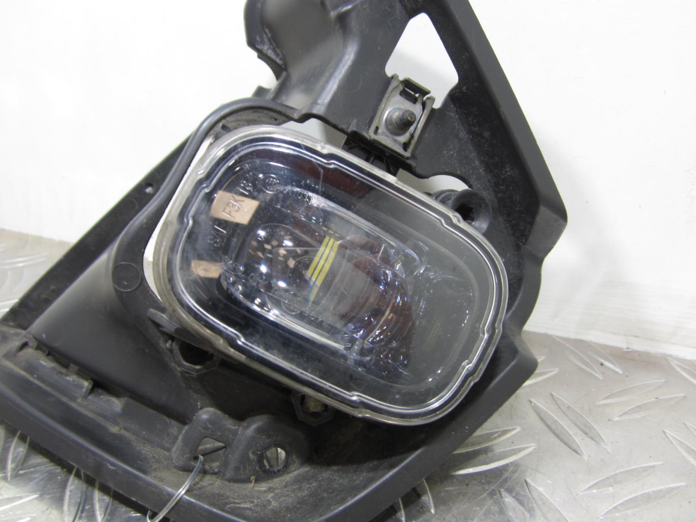 Anti brouillard droit (feux) RENAULT CLIO 5 – 261504122r