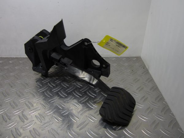 Pedalier de frein RENAULT CLIO 5 – 465017806r