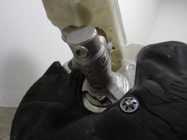 Maitre cylindre (freinage) RENAULT CLIO 5 – 460912496r