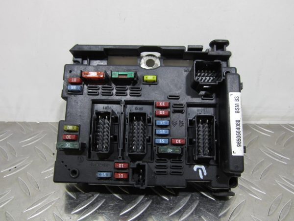 Boitier servitude moteur (BSM) PEUGEOT 206 PHASE 2 – 9650664080