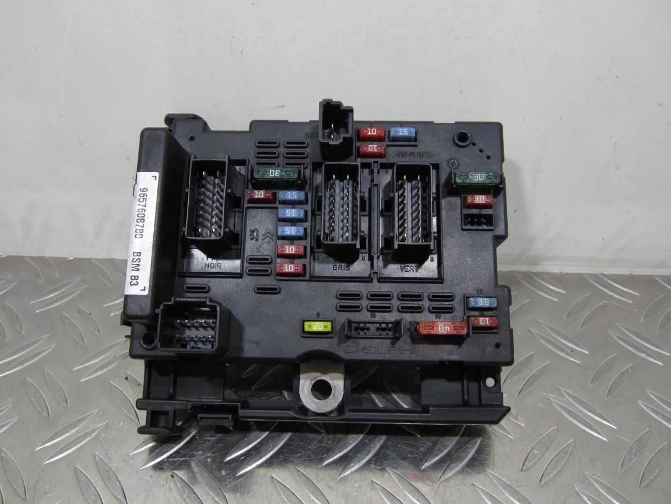 Boitier servitude moteur (BSM) PEUGEOT 407 PHASE 1 – 9657608780