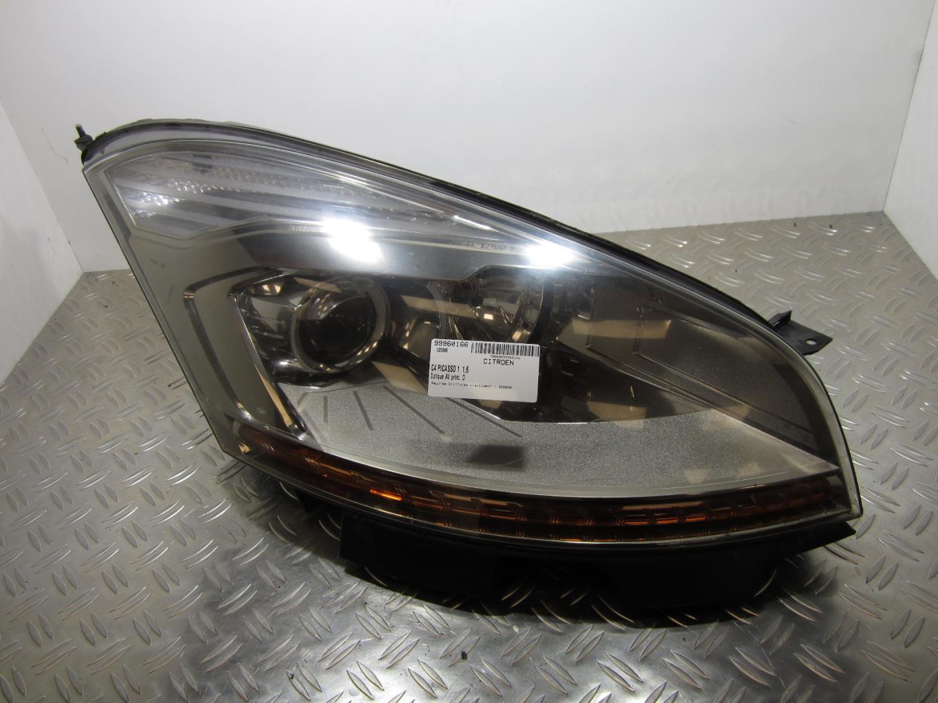 Optique avant principal droit (feux)(phare) CITROEN C4 PICASSO 1 – 6208A8