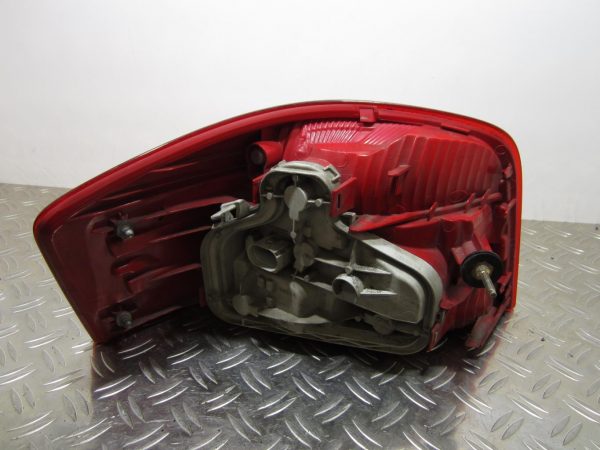 Feu arriere principal droit (feux) AUDI A3 2 – 8p0945096024s
