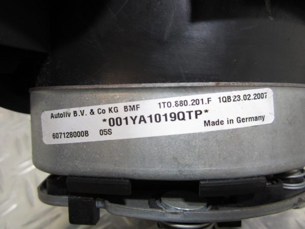 Air bag conducteur VOLKSWAGEN TOURAN 1 – 1T0880201F
