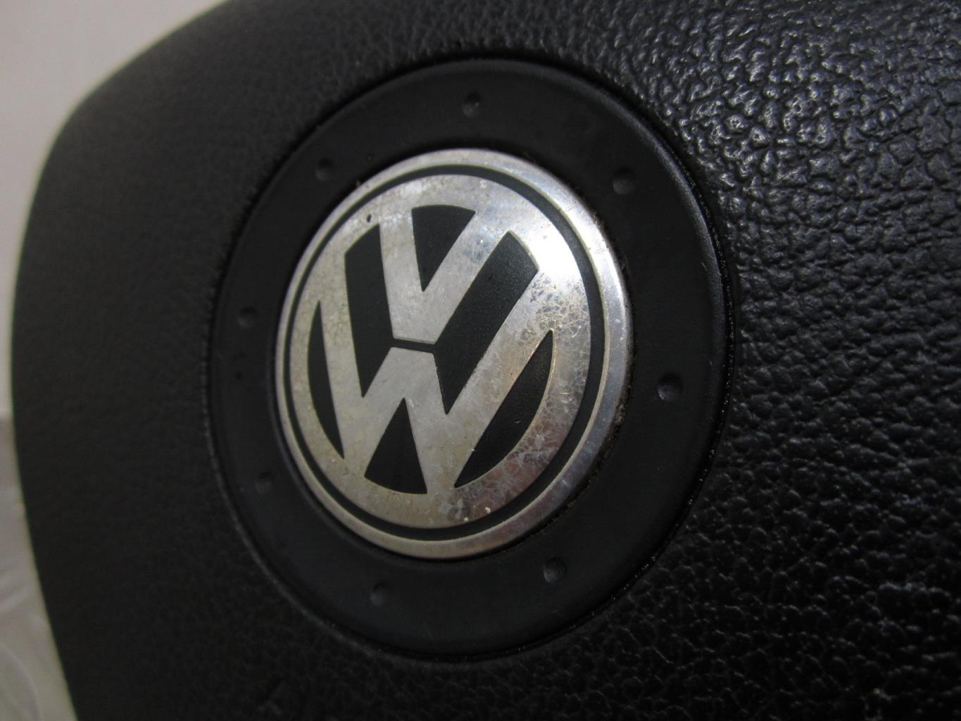 Air bag conducteur VOLKSWAGEN TOURAN 1 – 1T0880201F