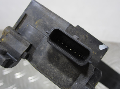 Potentiometre de pedale de gaz d’accelerateur RENAULT TRAFIC 3 COURT PHASE 1 – 180020024R