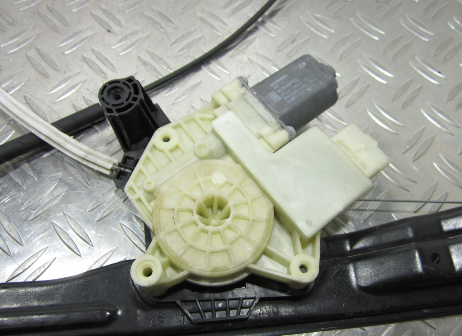 Leve vitre electrique avant droit PEUGEOT 308 2 PHASE 1 – 9678189780
