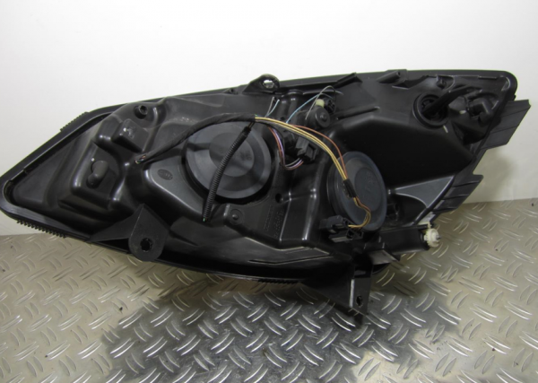 Optique avant principal droit (feux)(phare) RENAULT SCENIC 2 PHASE 1 – 260102336R