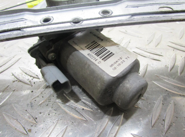 Leve vitre electrique avant droit CITROEN C3 2 PHASE 1 – 9683129380