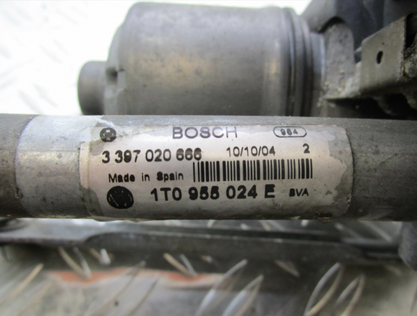 Moteur essuie glace avant droit VOLKSWAGEN TOURAN 1 PHASE 1 – 1t0955024g