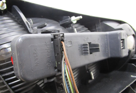 Feu arriere principal gauche (feux) MERCEDES CLASSE C W203 PHASE 1 – 27742002