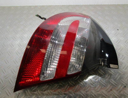 Feu arriere principal gauche (feux) MERCEDES CLASSE C W203 PHASE 1 – 27742002