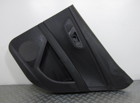 Panneau de porte arriere droit SEAT LEON 3 PHASE 1 – 5F4868074